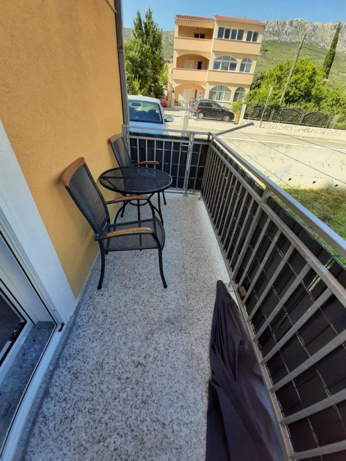 Apartment Radalj Kaštela المظهر الخارجي الصورة