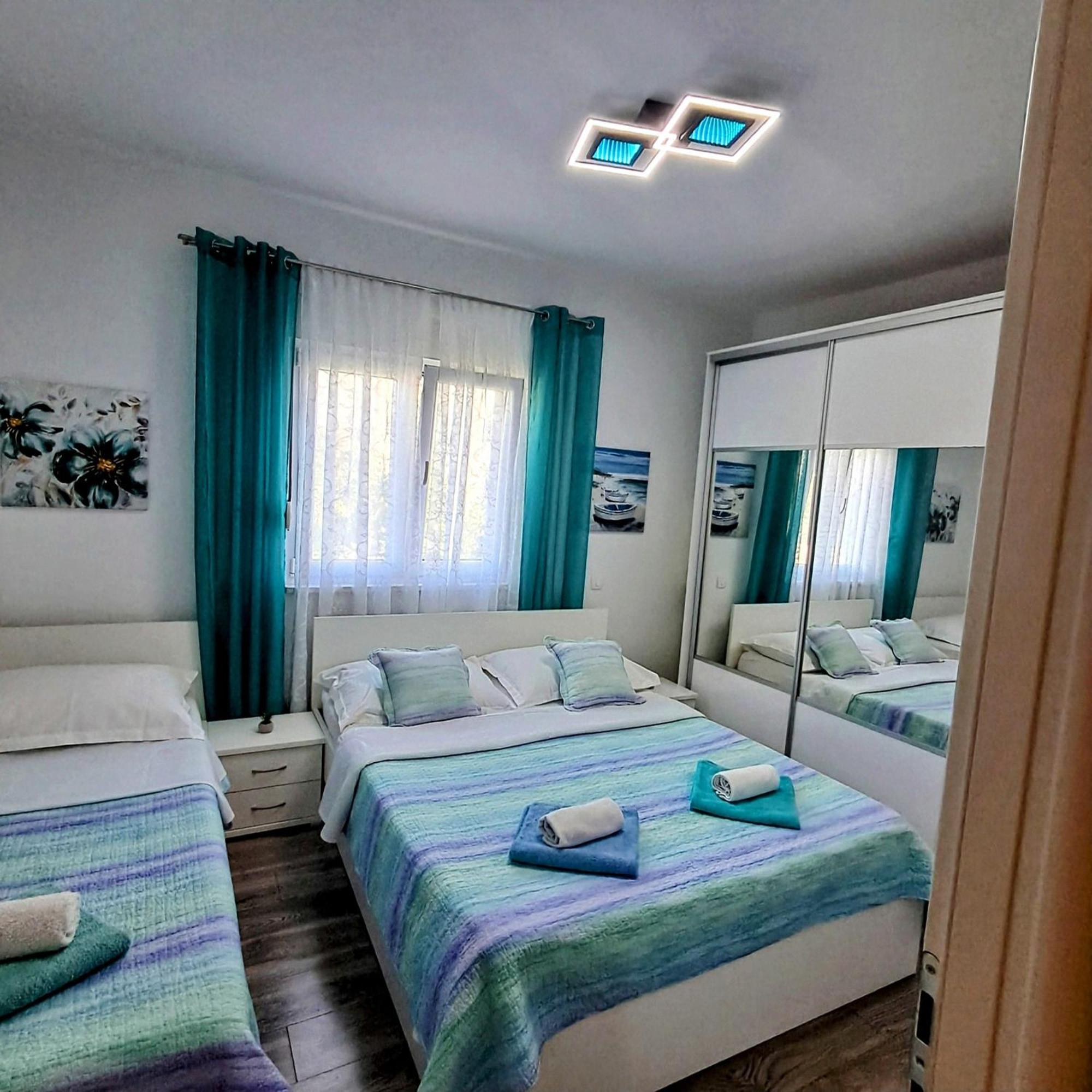 Apartment Radalj Kaštela المظهر الخارجي الصورة