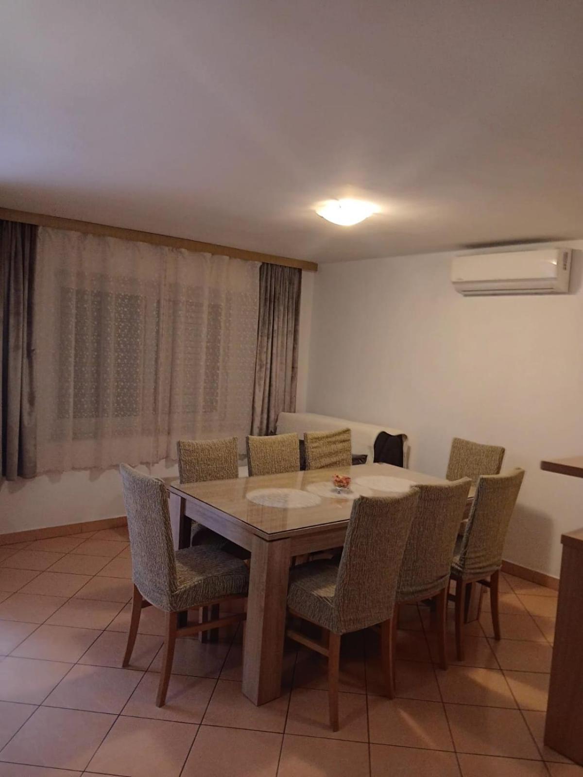 Apartment Radalj Kaštela المظهر الخارجي الصورة
