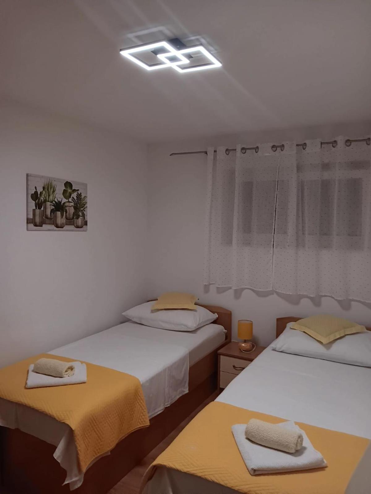Apartment Radalj Kaštela المظهر الخارجي الصورة