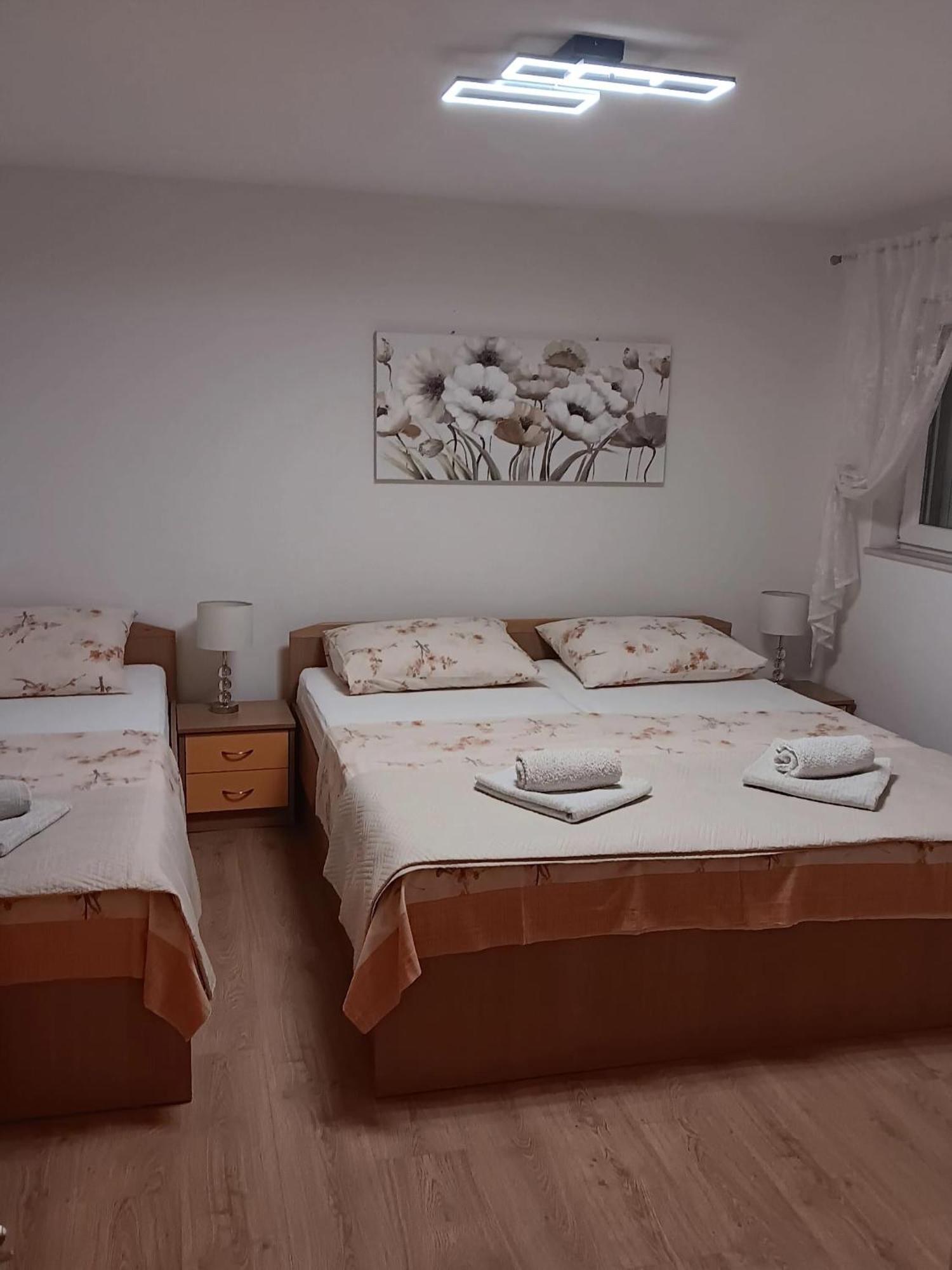 Apartment Radalj Kaštela المظهر الخارجي الصورة