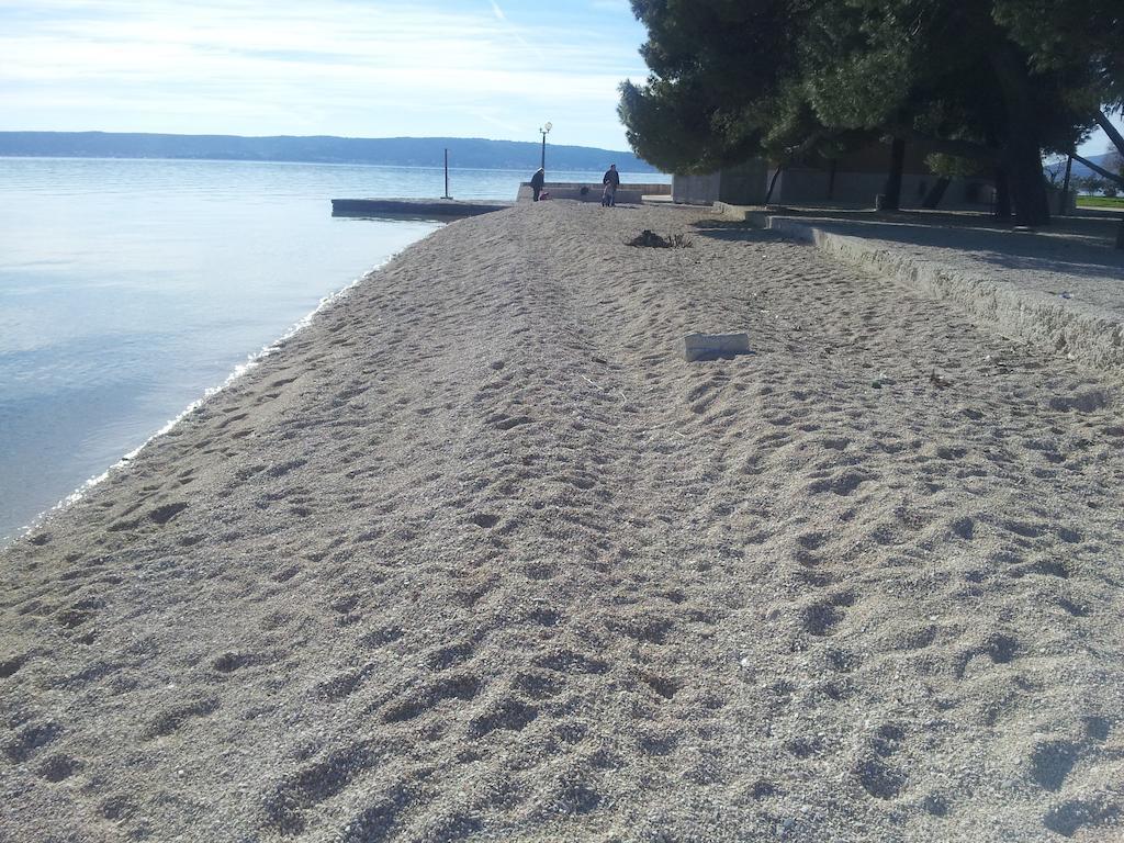 Apartment Radalj Kaštela المظهر الخارجي الصورة